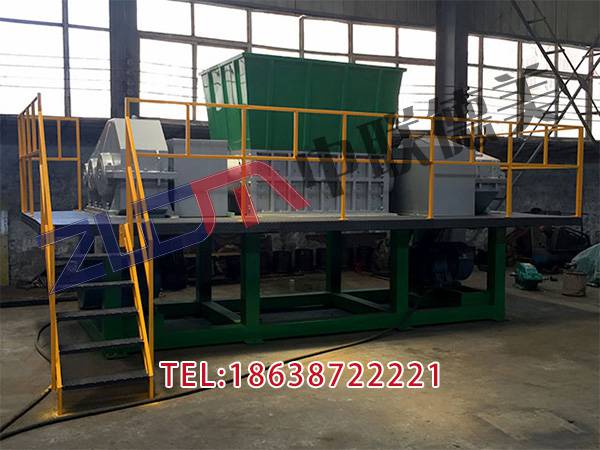 重慶廢舊塑料撕碎機(jī)多少錢(qián)一臺(tái)