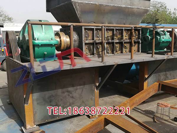 內(nèi)蒙古大塊塑料撕碎機(jī)內(nèi)部圖片