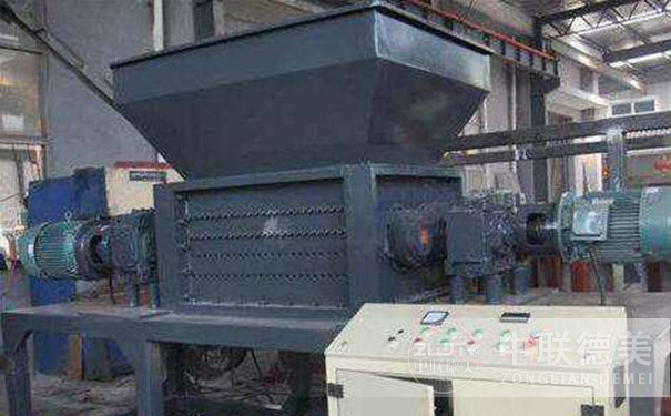 金屬撕碎機設(shè)備需要注意什么？