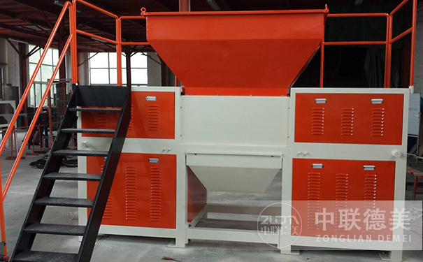 廢鋁處理不可缺少的設(shè)備廢鋁撕碎機